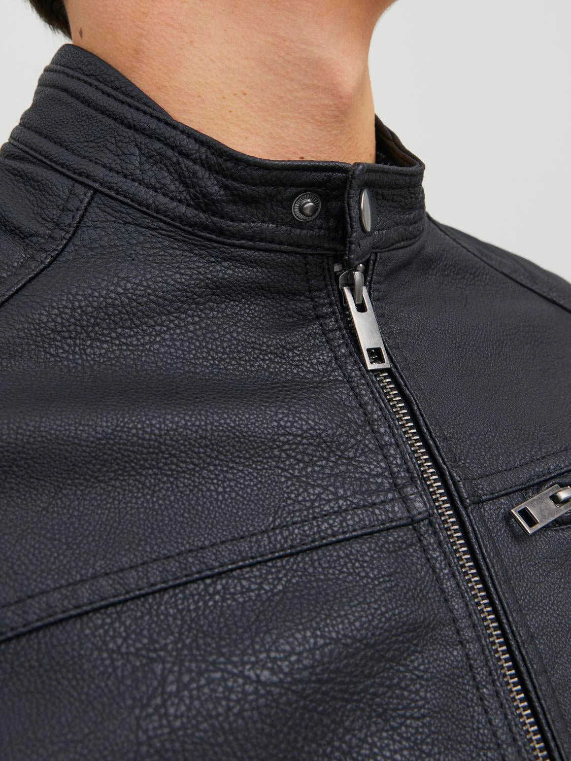CHAQUETA DE ANTELINA SINTÉTICA