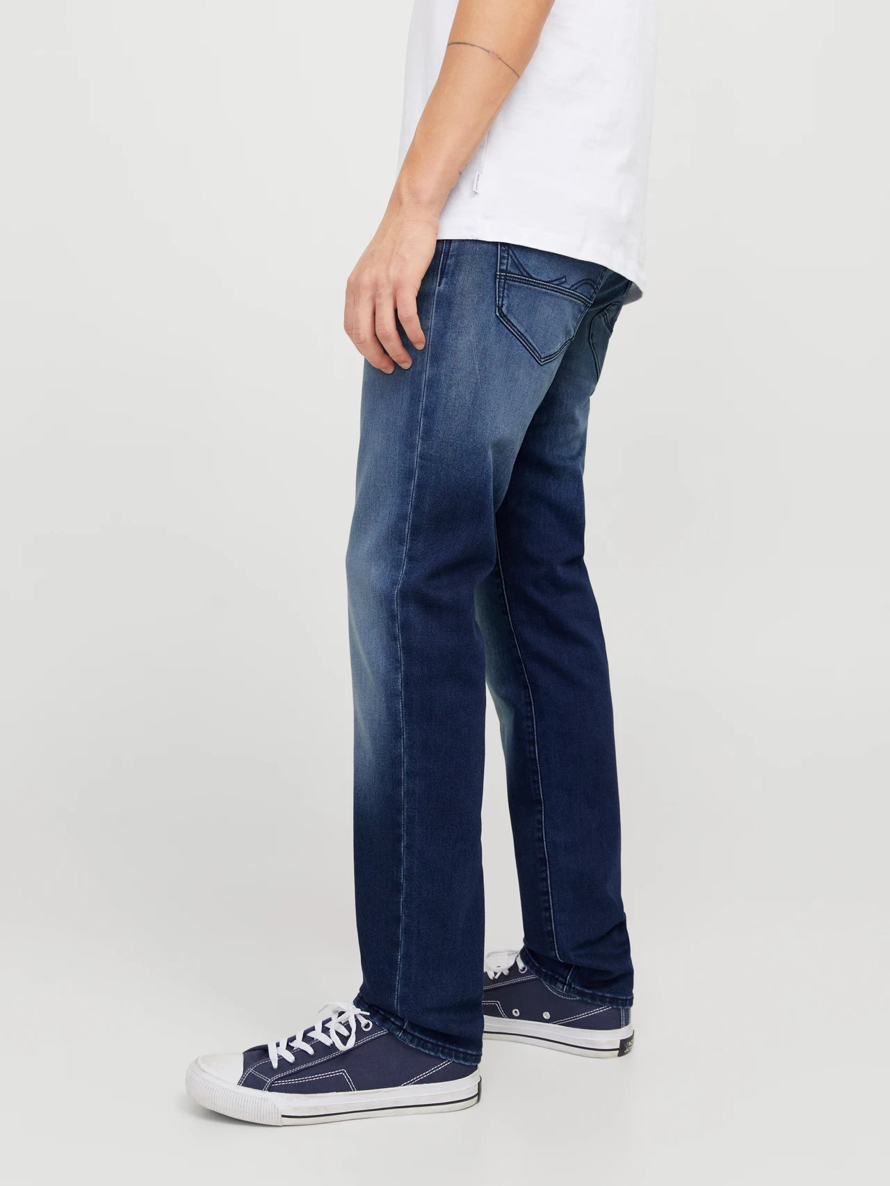 JJIMIKE JJFOX I.K. GE 424 NOOS VAQUEROS DE CORTE TAPERED