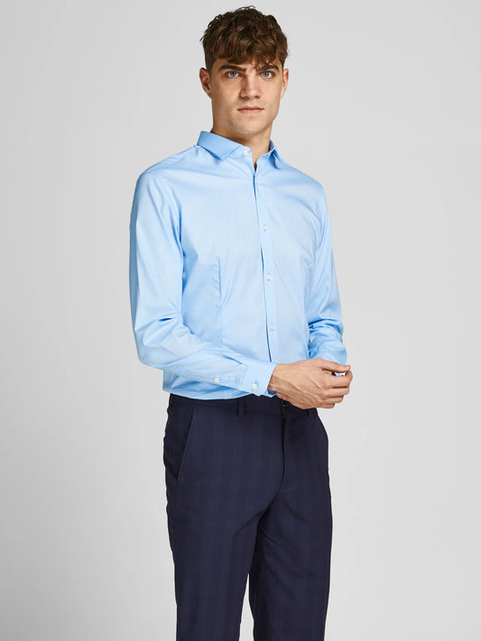 CAMISA FORMAL CORTE SUPER SLIM