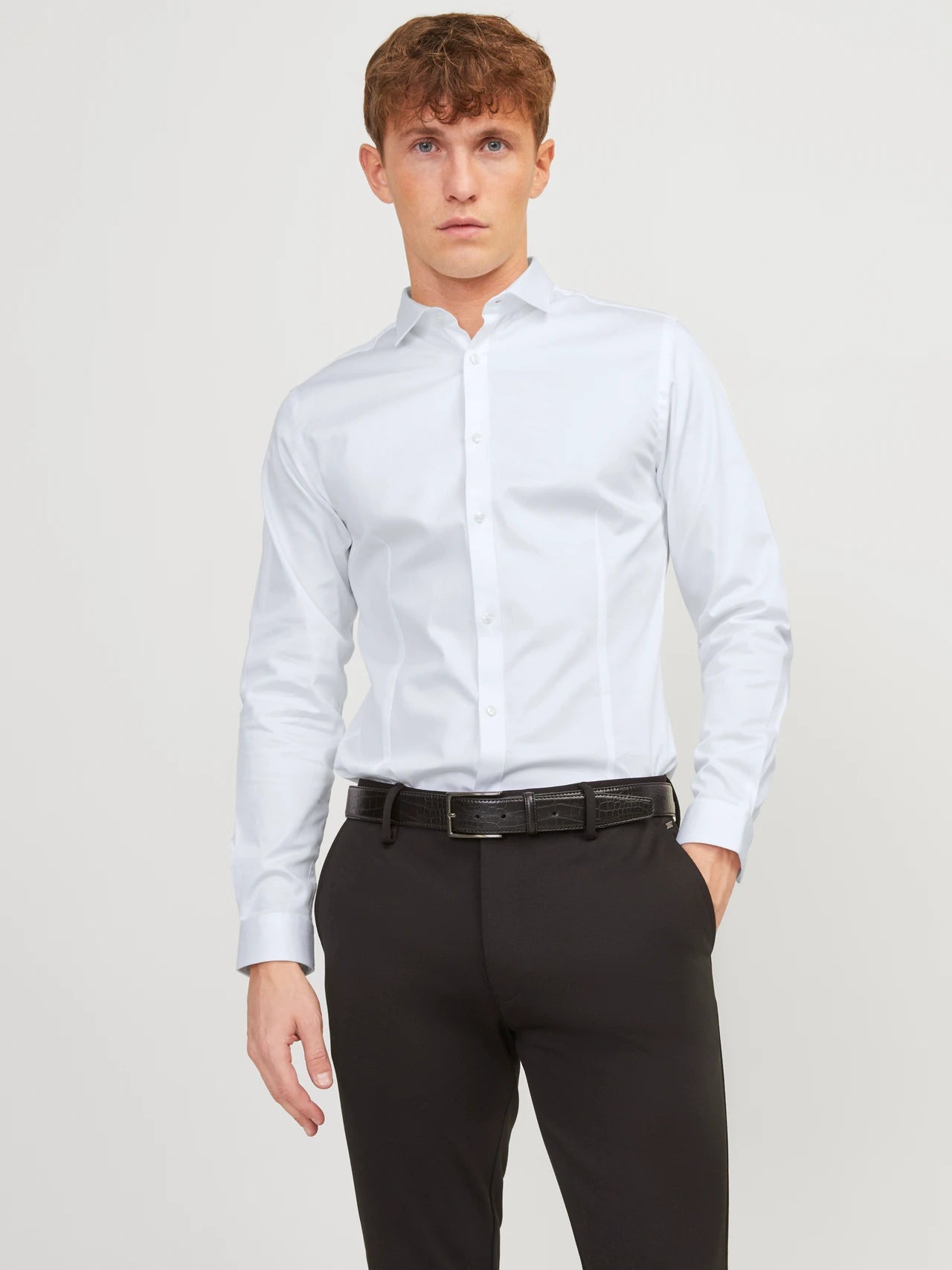 CAMISA FORMAL CORTE SUPER SLIM