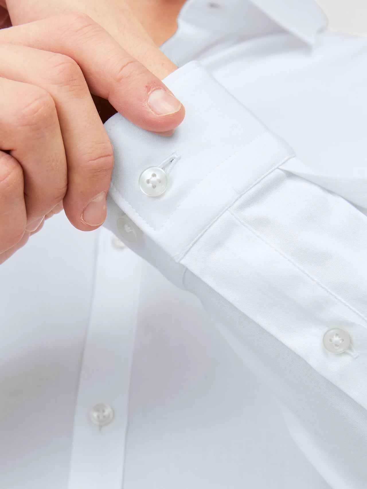 CAMISA FORMAL CORTE SUPER SLIM